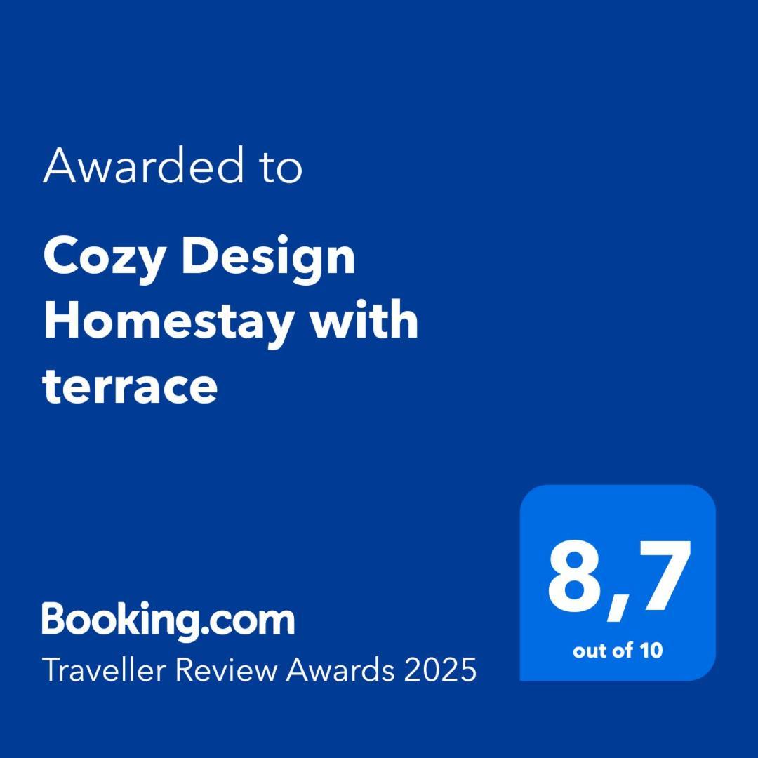 Cozy Design Homestay With Terrace Praga Exterior foto